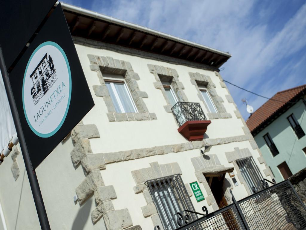 Casa Rural Lagun Etxea Pobes Ngoại thất bức ảnh